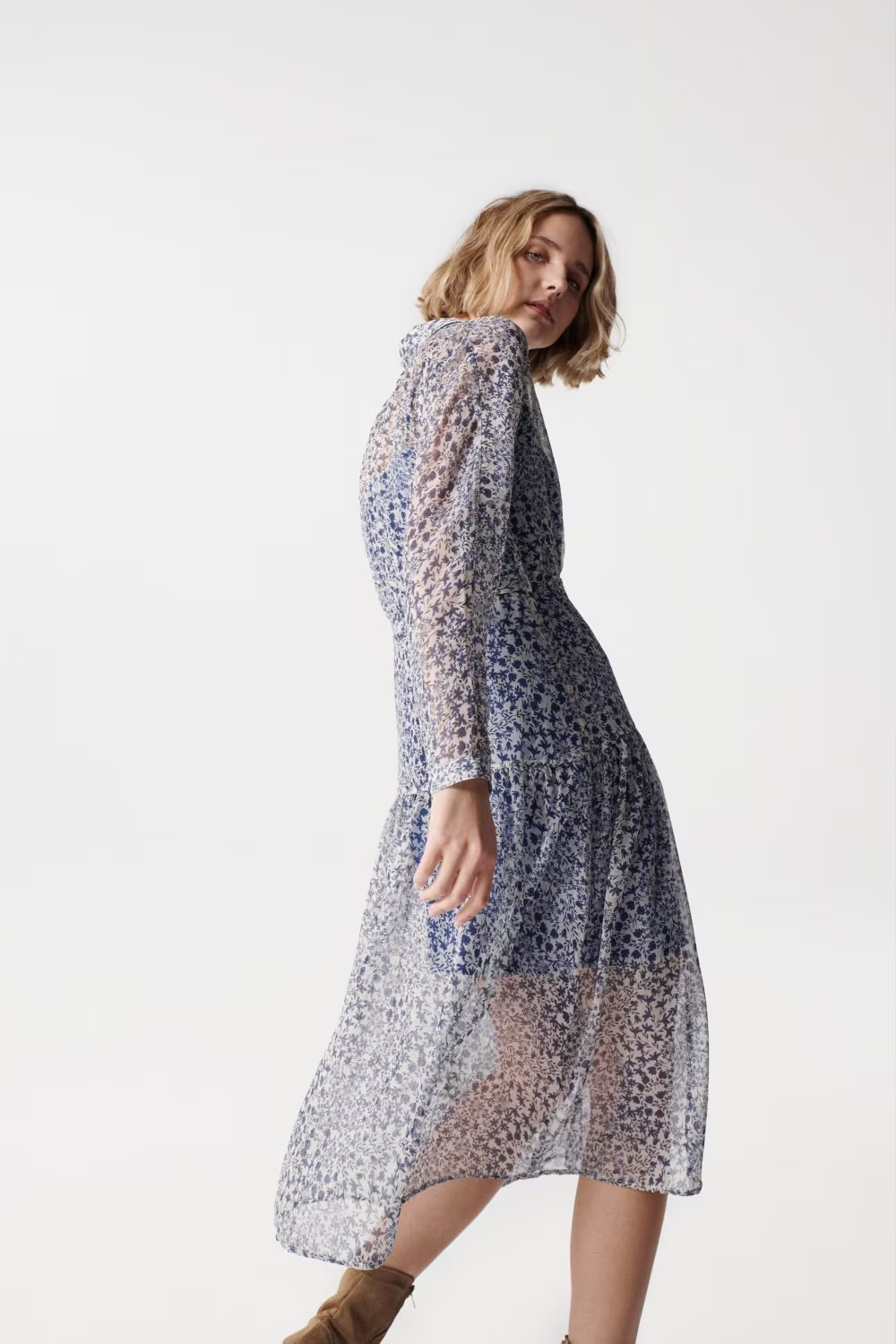 VESTIDO CON ESTAMPADO FLORAL 21005586
