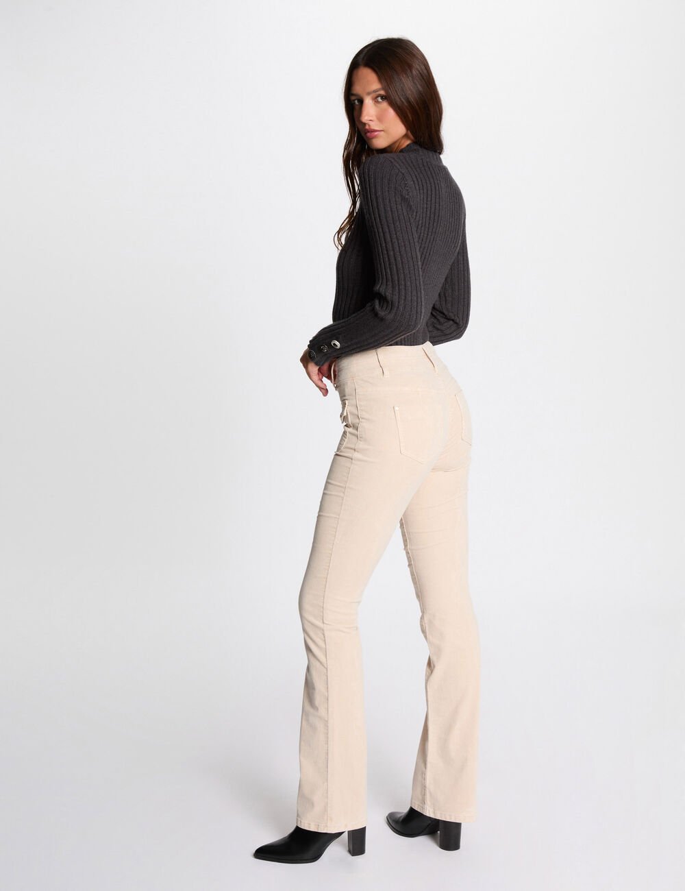 Pantalón ajustado terciopelo 242-Poleno