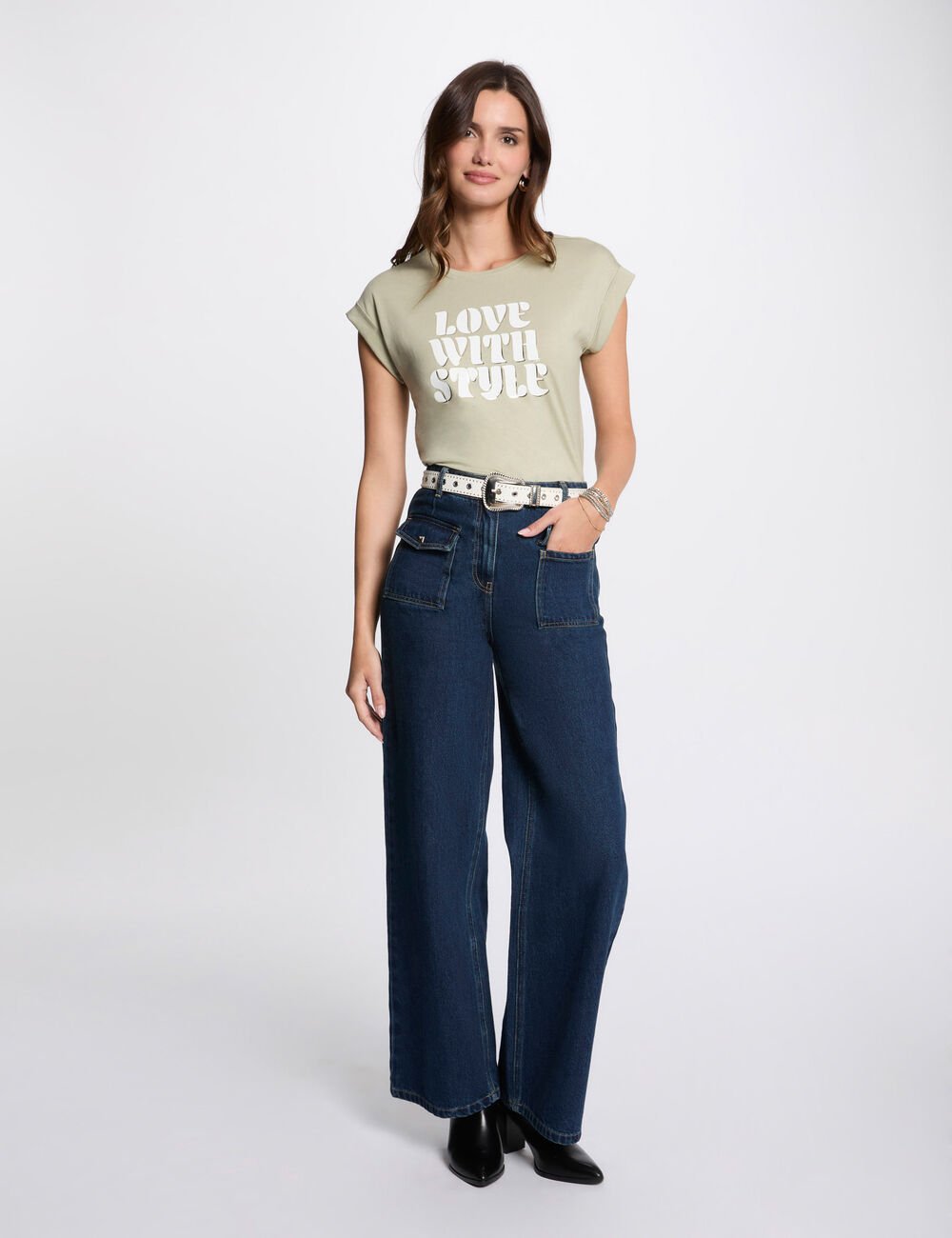 Camiseta con mensaje verde claro 251-Dstyle
