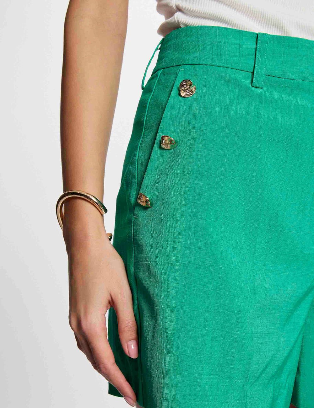 Short holgado con botones verde esmeralda 251-Shakoy