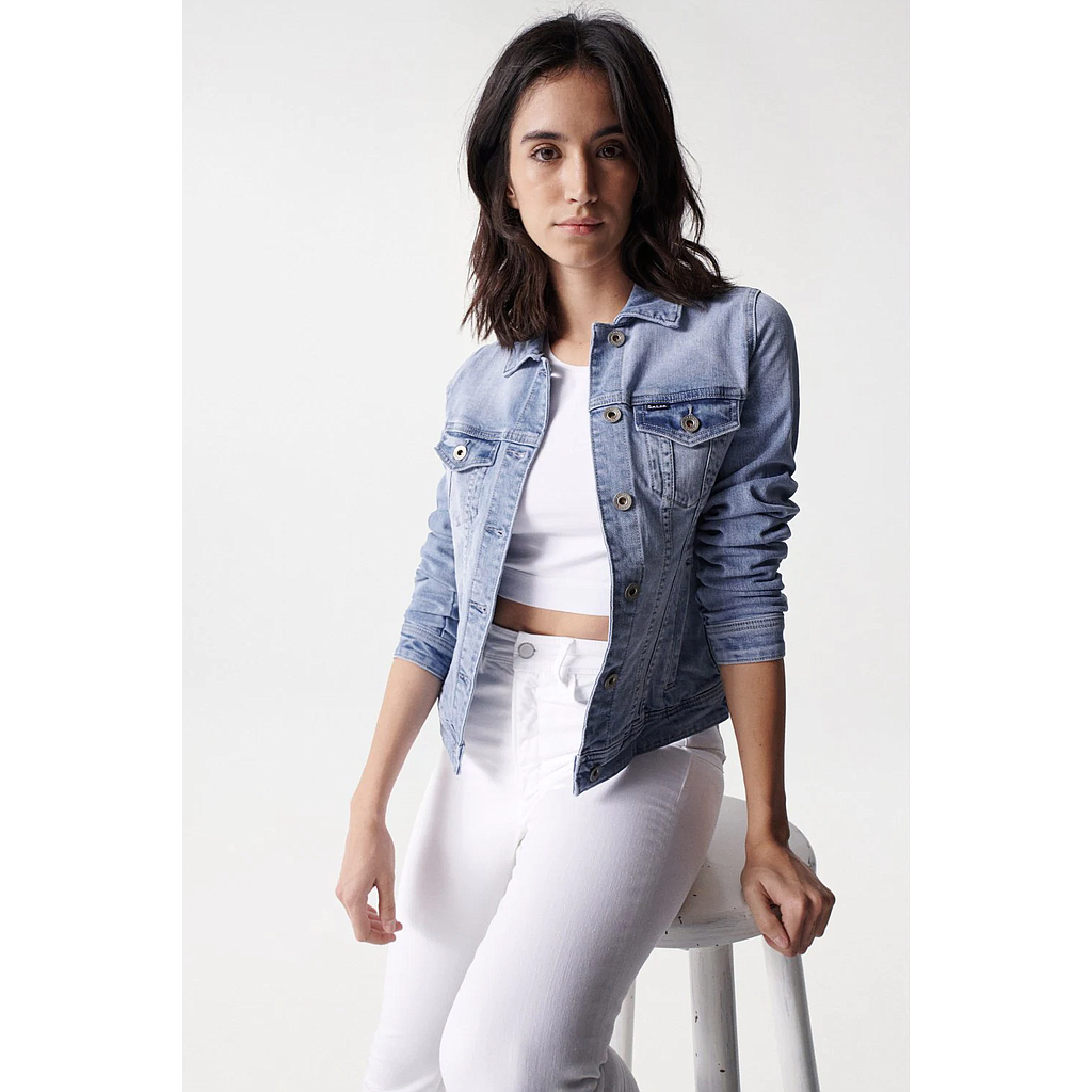 CAZADORA VAQUERA SLIM FIT 123134