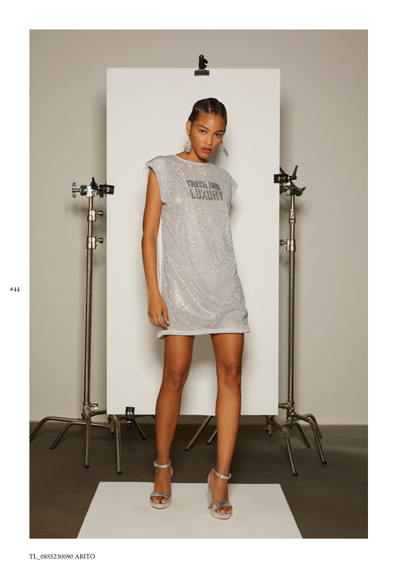 Vestido Plateado tachuelas  TL-08SS230090